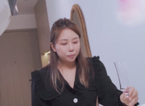 Ôn lại kỷ niệm cùng bạn trai củ sau nhiều năm gặp lại